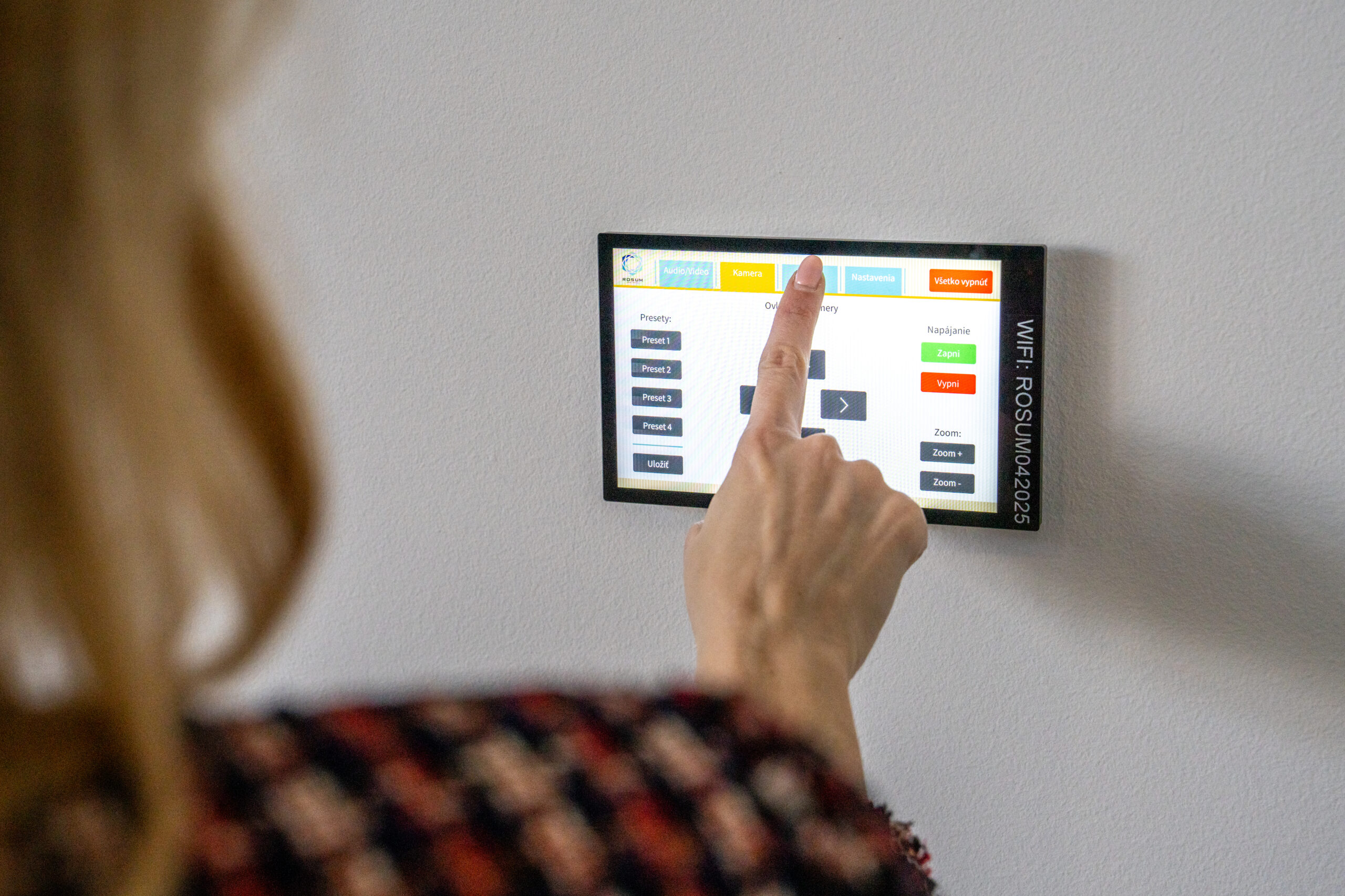 MediaTech-ovladaci-panel-Rosum