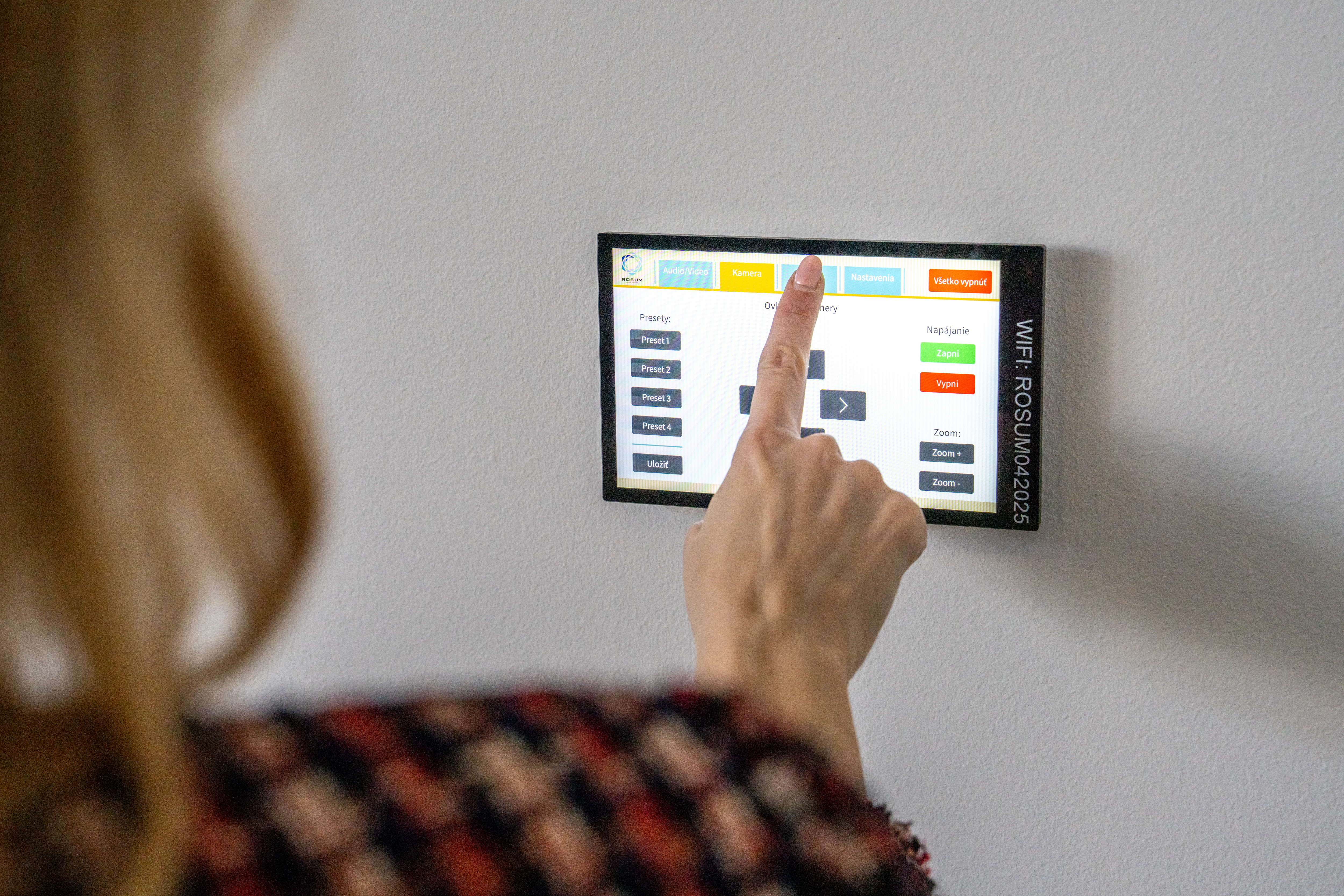 MediaTech-ovladaci-panel-Rosum