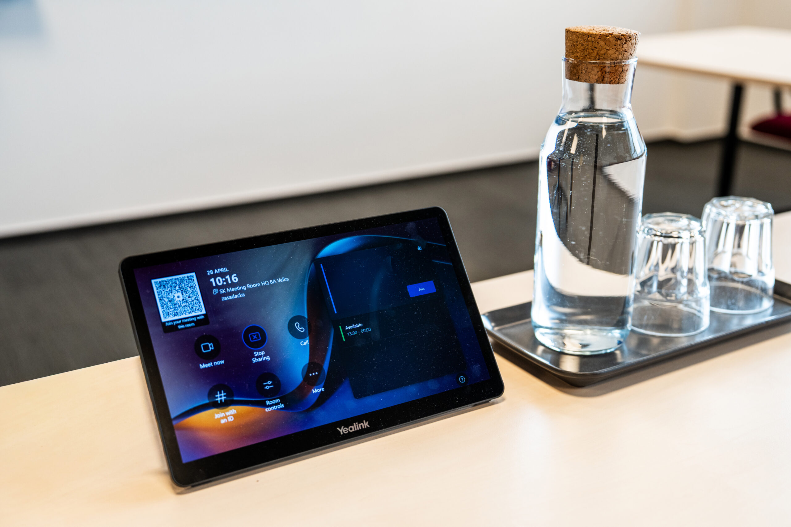 Yealink-dotykovy-panel-MTouch