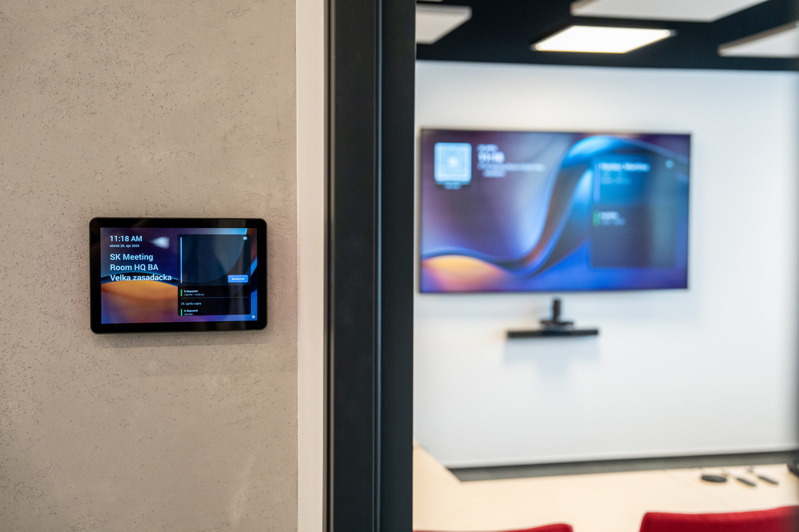 Yealink-meeting-room-rezervacny-panel